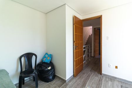 Quarto 1 de casa para alugar com 2 quartos, 85m² em Marechal Hermes, Rio de Janeiro