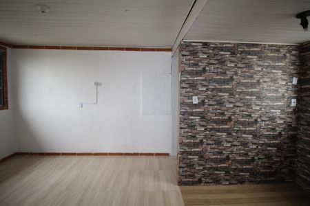 Sala de apartamento à venda com 2 quartos, 46m² em Rubem Berta, Porto Alegre