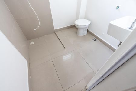 Studio para alugar com 27m², 1 quarto e sem vaga Studio para alugar com 27m², 1 quarto e sem vagaBanheiro