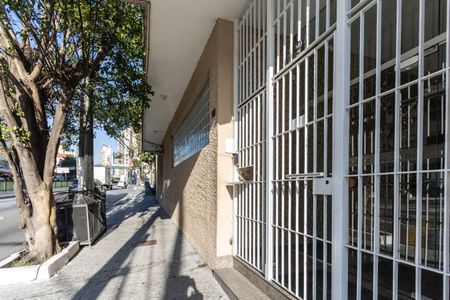 Fachada do Condomínio de kitnet/studio para alugar com 1 quarto, 27m² em Água Branca, São Paulo