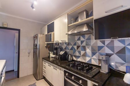 Cozinha de apartamento à venda com 3 quartos, 96m² em Vila Osasco, Osasco