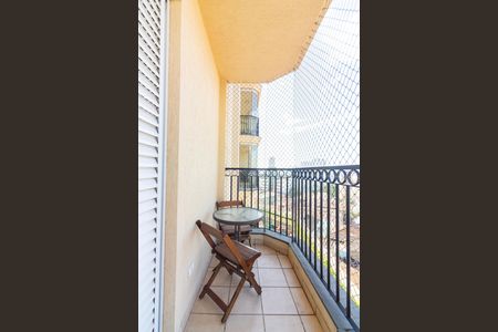 Sacada de apartamento à venda com 3 quartos, 96m² em Vila Osasco, Osasco