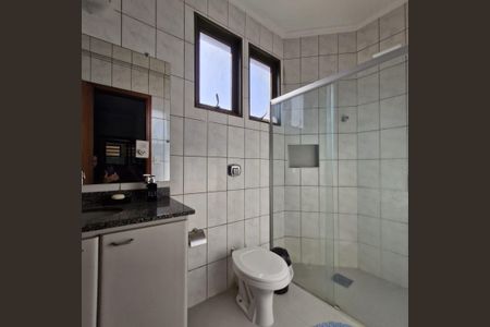 Banheiro de apartamento para alugar com 3 quartos, 112m² em Jardim Irajá, Ribeirão Preto