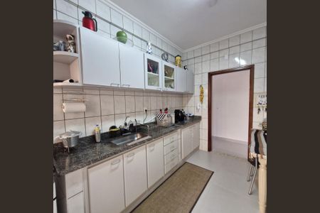 Cozinha de apartamento para alugar com 3 quartos, 112m² em Jardim Irajá, Ribeirão Preto