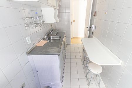Apartamento para alugar com 52m², 2 quartos e 1 vaga Apartamento para alugar com 52m², 2 quartos e 1 vagaCozinha e Área de Serviço