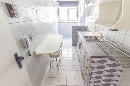 Apartamento para alugar com 52m², 2 quartos e 1 vaga Apartamento para alugar com 52m², 2 quartos e 1 vagaCozinha e Área de Serviço