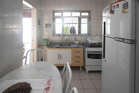 Casa à venda com 90m², 2 quartos e 2 vagas