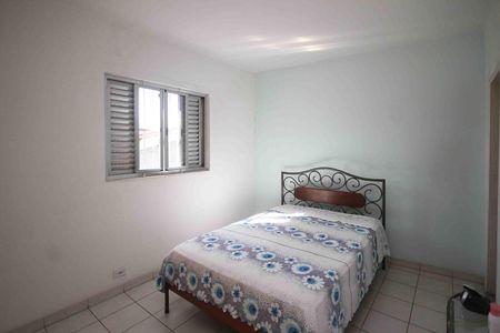 Casa à venda com 90m², 2 quartos e 2 vagas