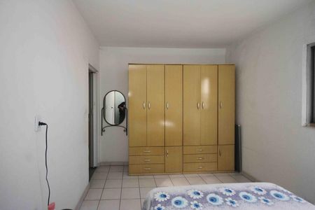 Casa à venda com 90m², 2 quartos e 2 vagas
