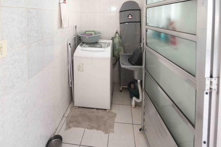 Casa à venda com 90m², 2 quartos e 2 vagas