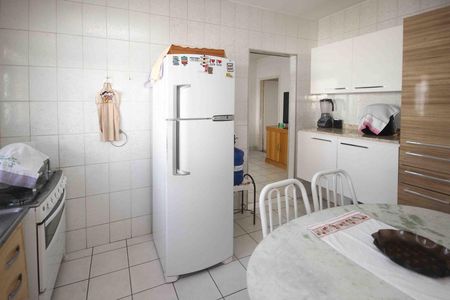 Casa à venda com 90m², 2 quartos e 2 vagas