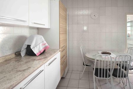 Casa à venda com 90m², 2 quartos e 2 vagas