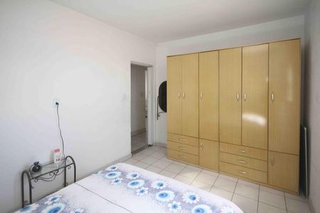 Casa à venda com 90m², 2 quartos e 2 vagas