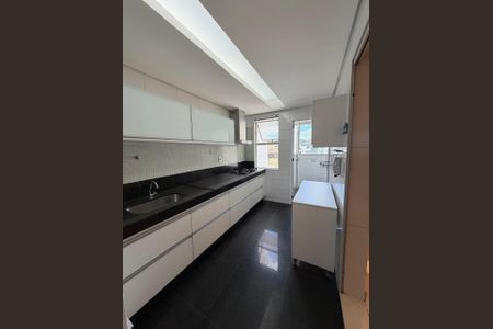 Apartamento à venda com 120m², 3 quartos e 2 vagas Apartamento à venda com 120m², 3 quartos e 2 vagasFoto 01