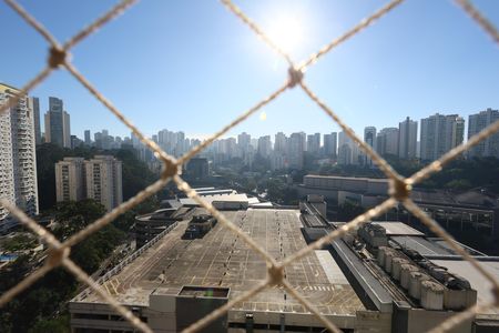 Apartamento à venda com 57m², 2 quartos e 2 vagas Apartamento à venda com 57m², 2 quartos e 2 vagasvista