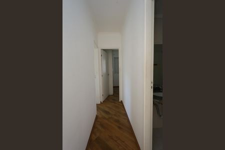 Apartamento à venda com 57m², 2 quartos e 2 vagas Apartamento à venda com 57m², 2 quartos e 2 vagascorredor