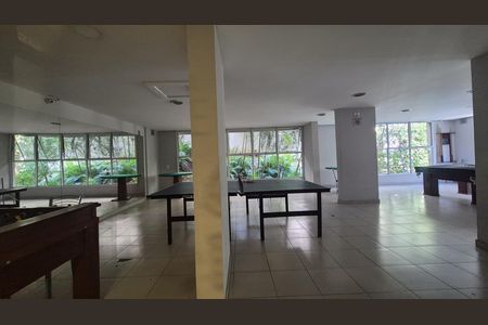 Apartamento à venda com 57m², 2 quartos e 2 vagas Apartamento à venda com 57m², 2 quartos e 2 vagasSala de Jogos