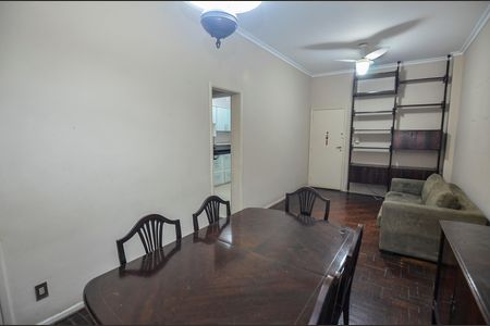 Apartamento à venda com 90m², 3 quartos e 1 vaga Apartamento à venda com 90m², 3 quartos e 1 vagaSala