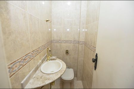 Apartamento à venda com 90m², 3 quartos e 1 vaga Apartamento à venda com 90m², 3 quartos e 1 vagaLavabo