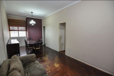 Apartamento à venda com 90m², 3 quartos e 1 vaga Apartamento à venda com 90m², 3 quartos e 1 vagaSala