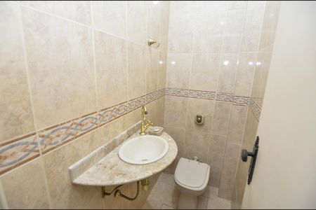 Apartamento à venda com 90m², 3 quartos e 1 vaga Apartamento à venda com 90m², 3 quartos e 1 vagaLavabo