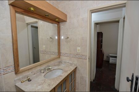 Apartamento à venda com 90m², 3 quartos e 1 vaga Apartamento à venda com 90m², 3 quartos e 1 vagaBanheiro