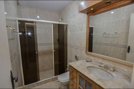 Apartamento à venda com 90m², 3 quartos e 1 vaga Apartamento à venda com 90m², 3 quartos e 1 vagaBanheiro
