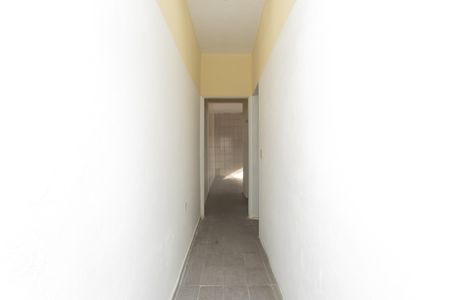 Corredor  de casa para alugar com 2 quartos, 120m² em Jardim Moreno, São Paulo
