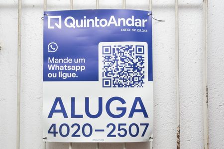 Placa  de casa para alugar com 2 quartos, 120m² em Jardim Moreno, São Paulo