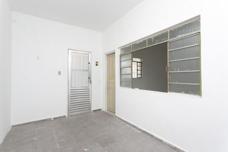 Casa para alugar com 2 quartos, 120m² em Jardim Moreno, São Paulo