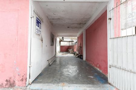Garagem   de casa para alugar com 2 quartos, 120m² em Jardim Moreno, São Paulo