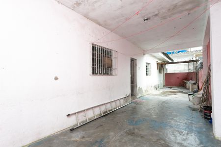 Casa para alugar com 120m², 2 quartos e 2 vagas Casa para alugar com 120m², 2 quartos e 2 vagasGaragem
