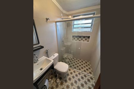 Banheiro 1 de apartamento para alugar com 2 quartos, 110m² em Itararé, São Vicente