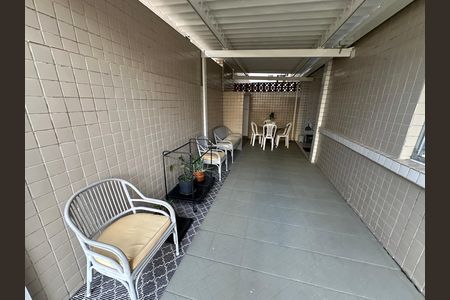 Apartamento para alugar com 110m², 2 quartos e sem vagaVaranda