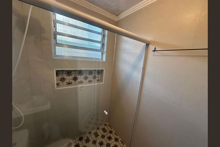 Banheiro 1 de apartamento para alugar com 2 quartos, 110m² em Itararé, São Vicente