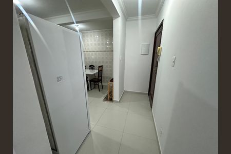 Cozinha de apartamento para alugar com 2 quartos, 110m² em Itararé, São Vicente