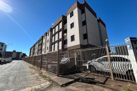 Apartamento para alugar com 63m², 2 quartos e 1 vaga Apartamento para alugar com 63m², 2 quartos e 1 vagaFachada