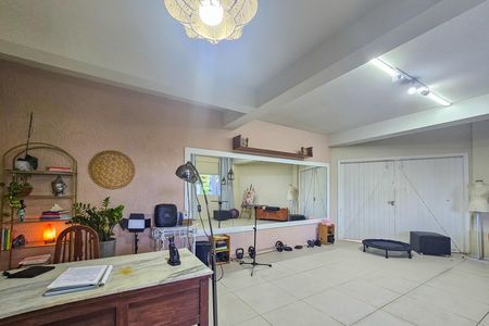 Casa de condomínio para alugar com 247m², 3 quartos e 3 vagas