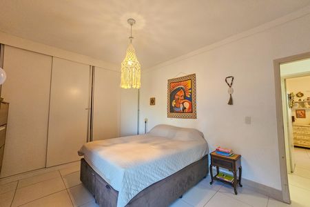 Casa de condomínio para alugar com 247m², 3 quartos e 3 vagas