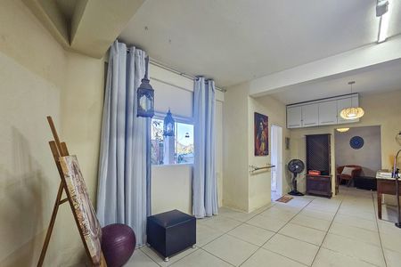 Casa de condomínio para alugar com 247m², 3 quartos e 3 vagas