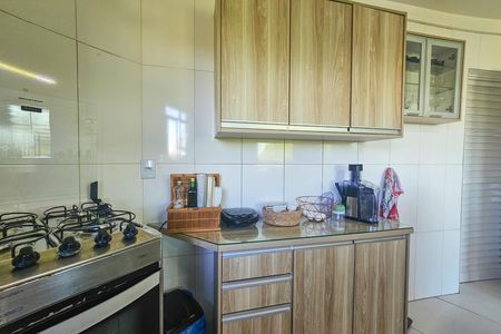 Casa de condomínio para alugar com 247m², 3 quartos e 3 vagas