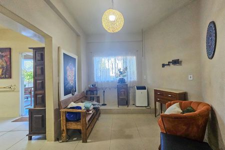 Casa de condomínio para alugar com 247m², 3 quartos e 3 vagas