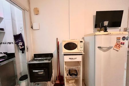 Cozinha  de apartamento para alugar com 1 quarto, 30m² em Copacabana, Rio de Janeiro