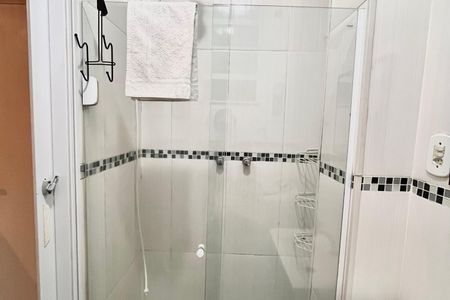 Banheiro  de apartamento para alugar com 1 quarto, 30m² em Copacabana, Rio de Janeiro
