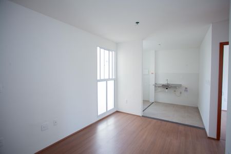 Apartamento à venda com 42m², 2 quartos e 1 vaga Apartamento à venda com 42m², 2 quartos e 1 vagaSala