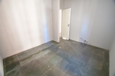 Apartamento à venda com 42m², 1 quarto e sem vagaQuarto