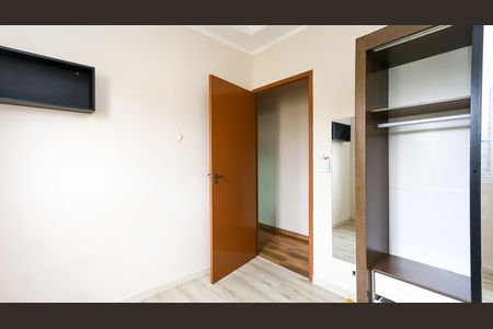 Casa à venda com 108m², 3 quartos e 2 vagas