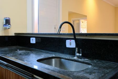 Cozinha de casa à venda com 3 quartos, 108m² em Vila Pirajussara, São Paulo