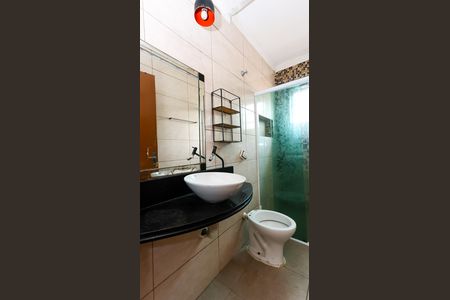 Casa à venda com 108m², 3 quartos e 2 vagas