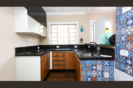 Casa à venda com 108m², 3 quartos e 2 vagas